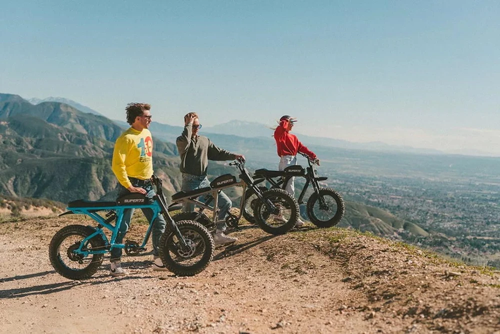 Sự gia tăng của xe đạp điện khiến nhu cầu xăng dầu giảm.jpg