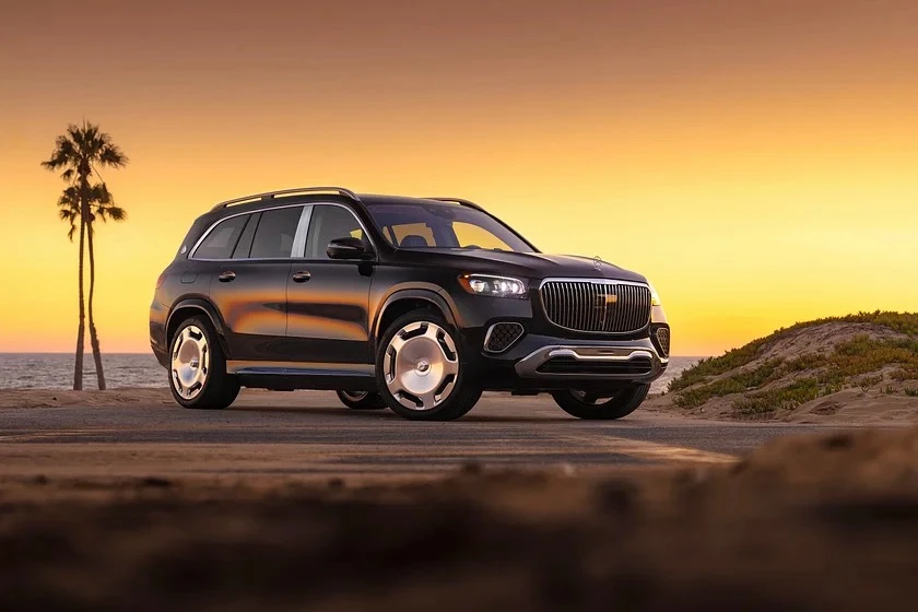 Một số xe ô tô SUV thoải mái cho gia đình vi vu dịp lễ.jpg