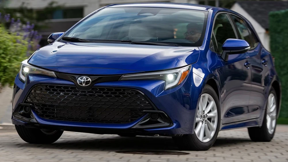 Những chiếc ô tô hatchback hiện đại với khả năng tiết kiệm nhiên liệu đáng kinh ngạc.jpg