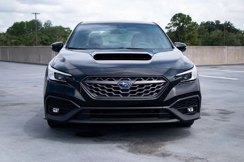 Những chiếc ô tô số tay mà bạn vẫn có thể mua vào năm 2024.jpg