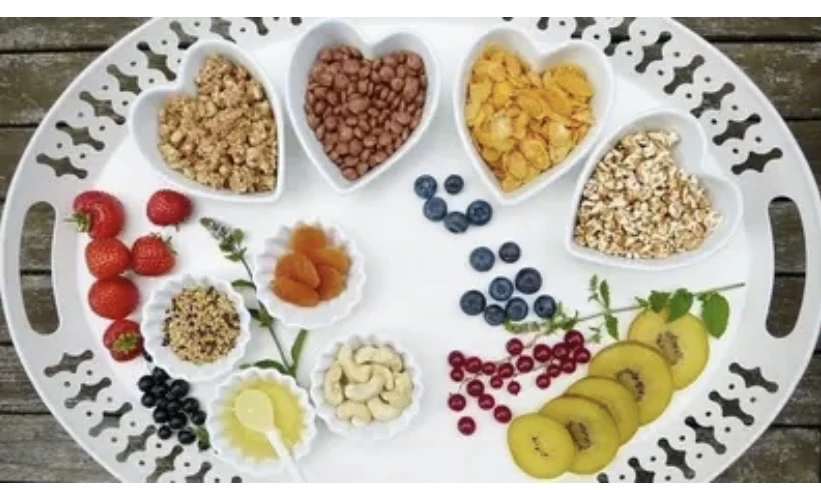 Một số lợi ích của chế độ ăn ít carbohydrate.jpg