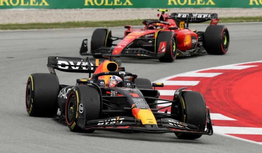 Khám phá 5 chiếc xe đua thống trị nhất mọi thời đại.jpg