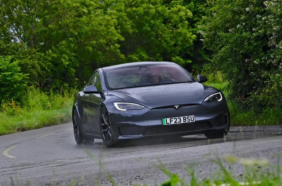 Top xe điện tốt nhất 2024.jpg