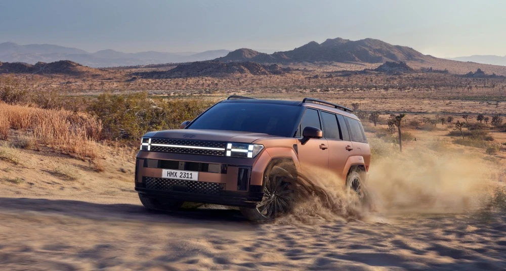 Hyundai Santa Fe 2024 bị triệu hồi 18.000 xe bị lỗi phần mềm.jpg