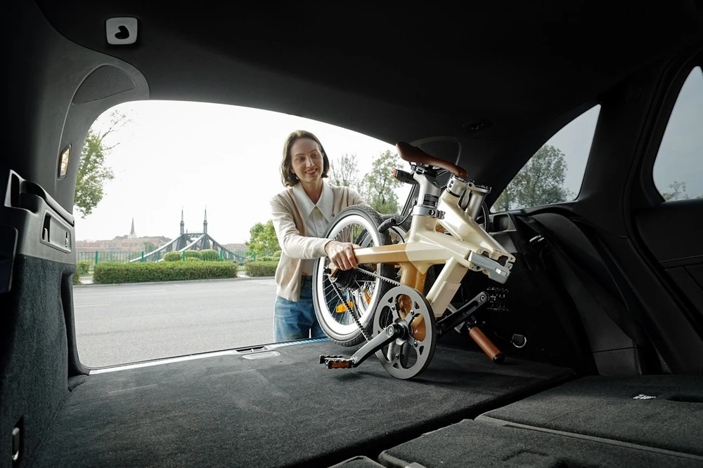 Chiêm ngưỡng chiếc xe đạp điện nhẹ nhất với 12,5 kg.jpg