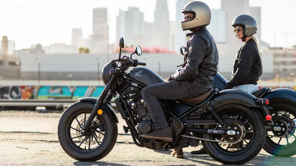 5 mẫu mô tô Cruiser giá rẻ mang đến cảm giác lái sang trọng.jpg