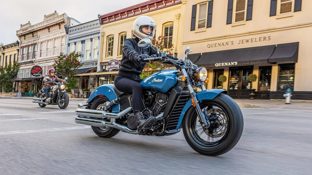 5 mẫu mô tô Cruiser giá rẻ mang đến cảm giác lái sang trọng.jpg