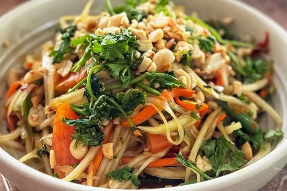 7 lời khuyên về chế độ ăn uống giúp cơ thể mát mẻ vượt mùa hè nóng bức.jpg