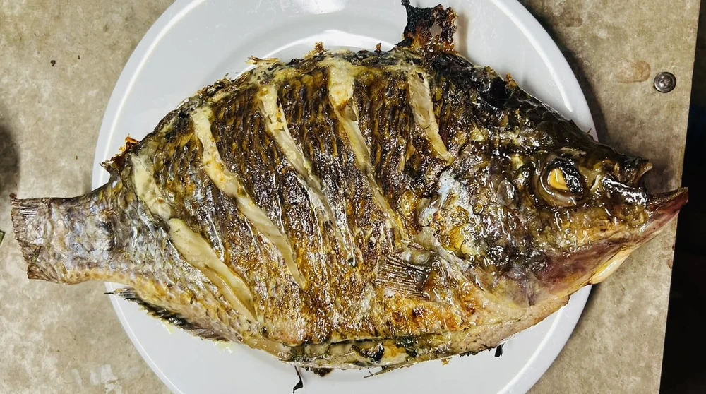 Chuyện gì xảy ra khi ăn nhiều hải sản.jpg