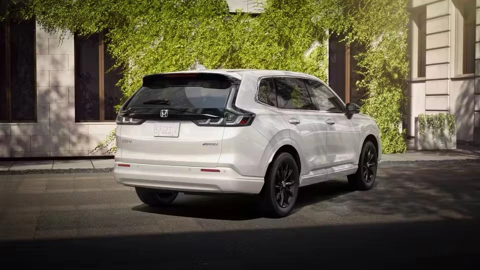 Thuê xe Honda CR-V e:FCEV chạy bằng hydro được tặng nhiên liệu miễn phí lên tới 750 triệu đồng.jpg