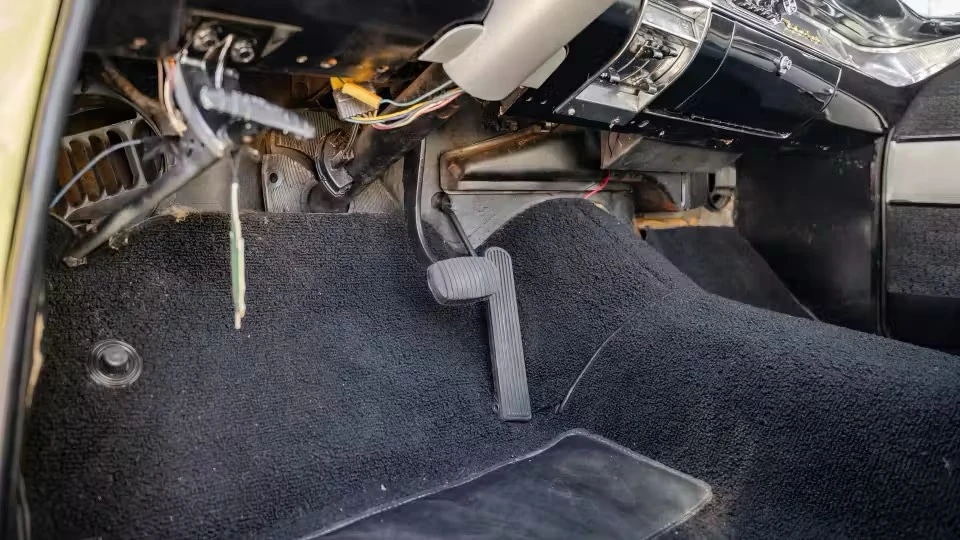 Đây là những tính năng ô tô trong quá khứ không còn trên ô tô hiện tại.jpg