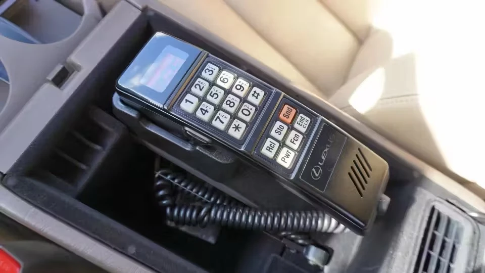 Đây là những tính năng ô tô trong quá khứ không còn trên ô tô hiện tại.jpg