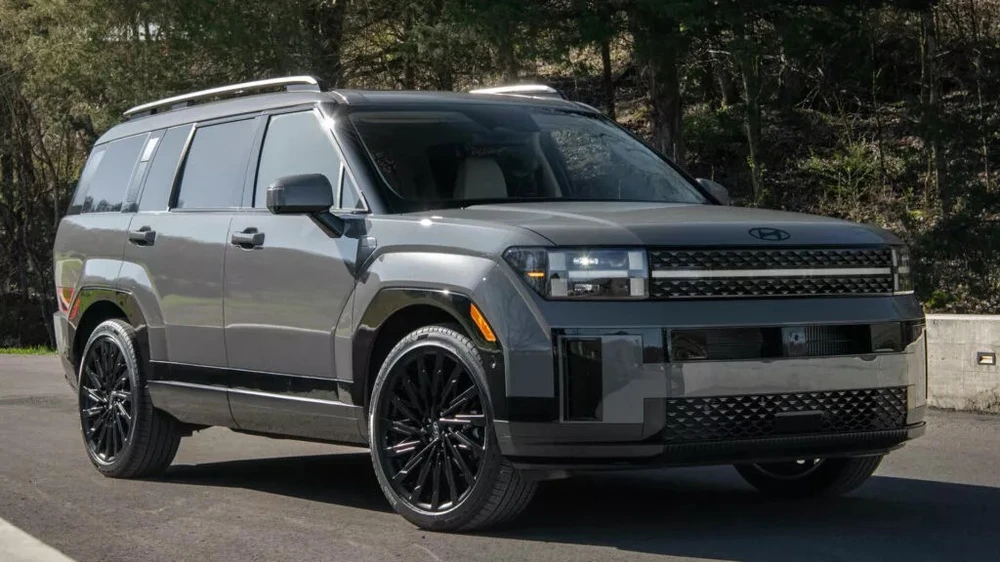 Hyundai Santa Fe 2024 bị thu hồi và ngừng bán vì lỗi túi khí.jpg