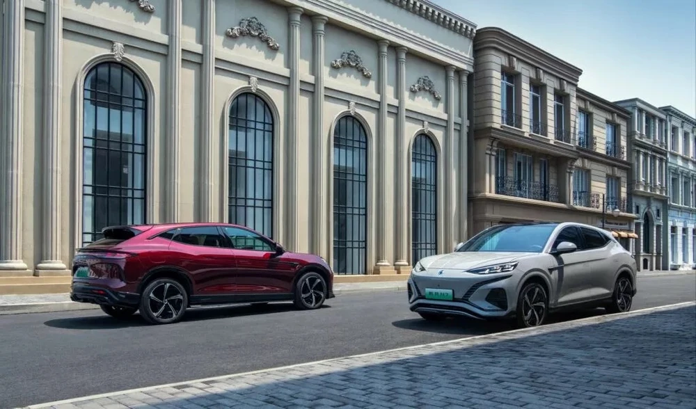 Các thương hiệu ô tô điện Trung Quốc tăng tốc tại châu Âu trước khi thuế quan được áp dụng.jpg