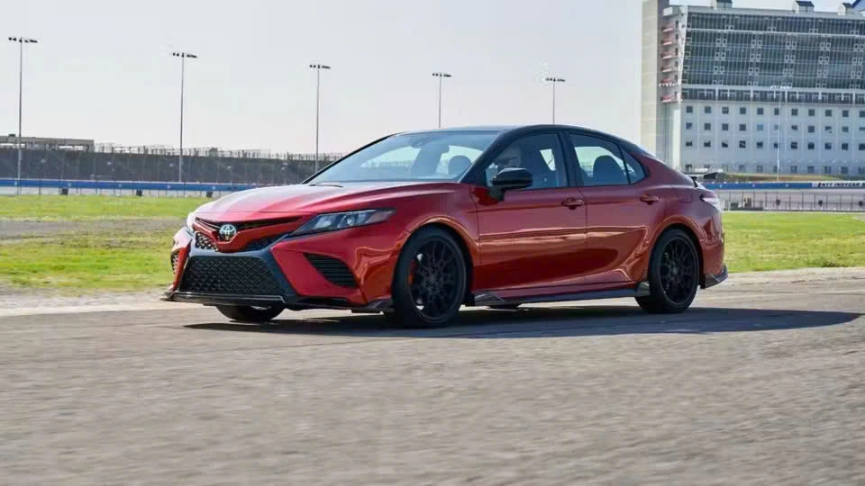 Top ô tô cho gia đình với giá cả phải chăng.jpg