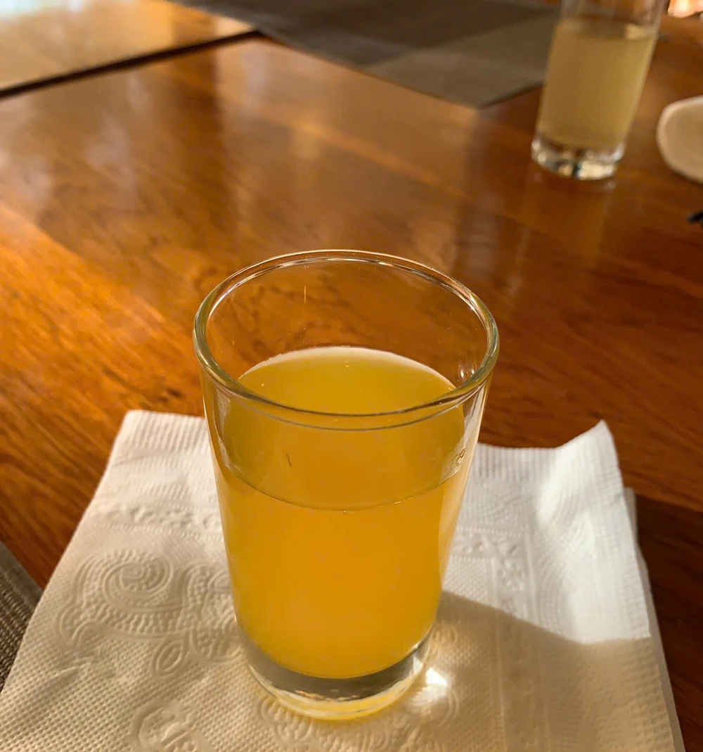 Có nên uống nước cam mỗi ngày không?.jpg