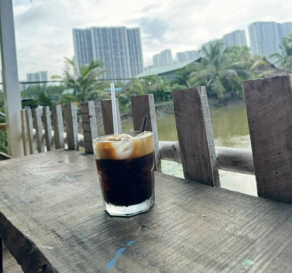 Pha cà phê với chanh có giúp giảm cân không?.jpg