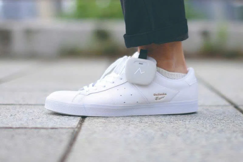 Thiết bị rung giày mới dành cho người khiếm thị.jpg