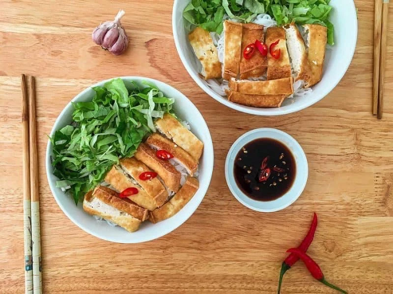 Cách nhận biết thực phẩm của bạn đã cũ hay chưa.jpg