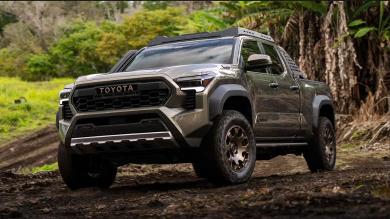 Top 5 mẫu xe Toyota có khả năng off-road bền bỉ.jpg