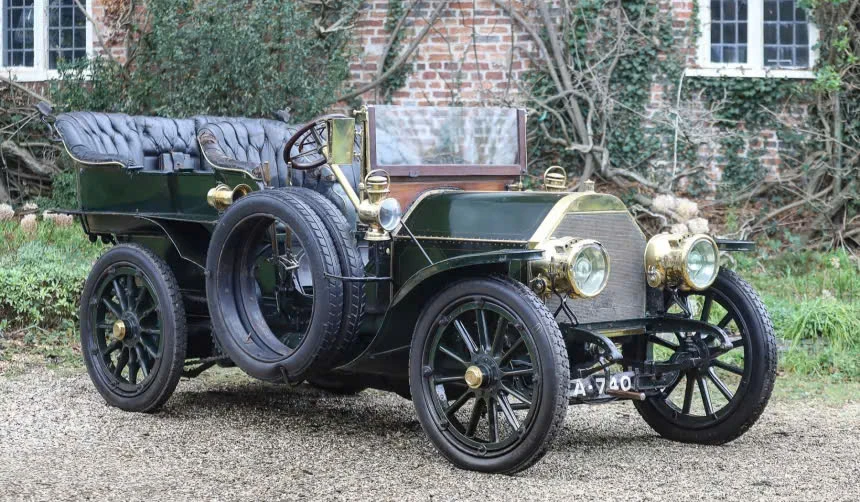 5 chiếc xe cổ đắt nhất được bán đấu giá công khai năm 2024.jpg