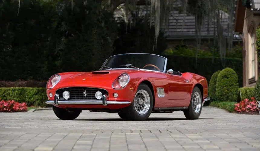 5 chiếc xe cổ đắt nhất được bán đấu giá công khai năm 2024.jpg