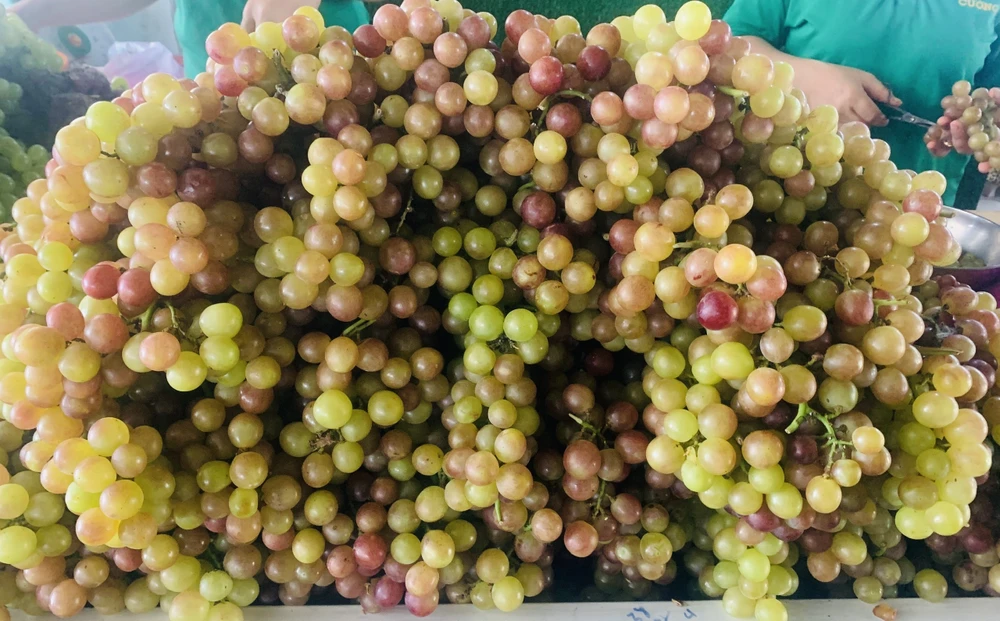 Ăn nho hàng ngày có giúp bạn giảm cân không?.jpg