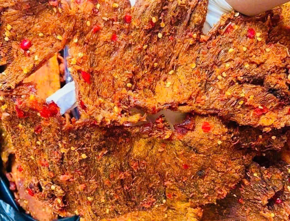 Điều gì xảy ra với cơ thể bạn khi bạn ăn thịt bò khô thường xuyên.jpg