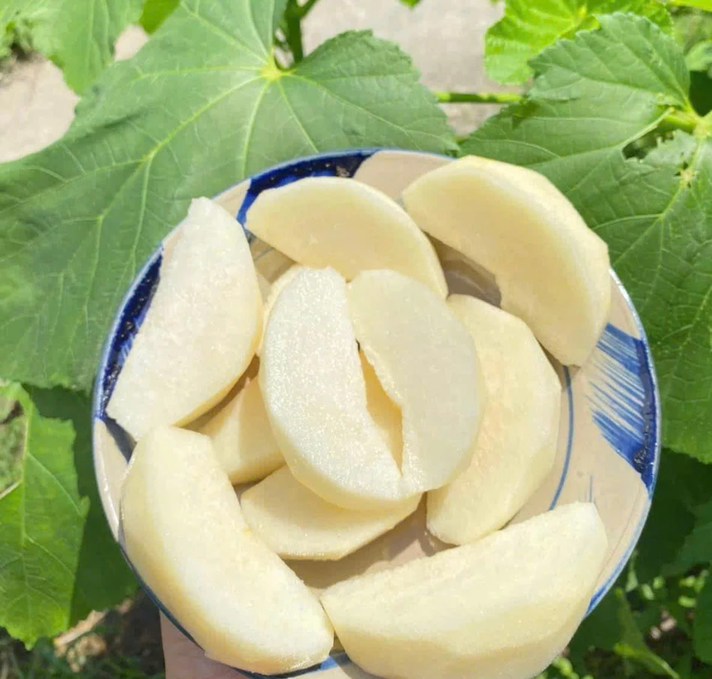 Ăn quả lê không chỉ giảm nguy cơ mắc bệnh tim mà còn loại bỏ độc tố.jpg