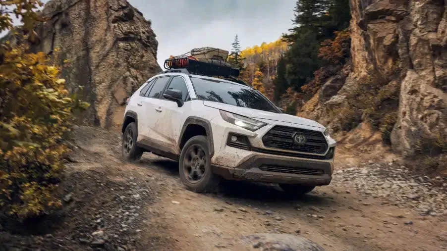 Top 5 hãng xe ô tô ‘nồi đồng cối đá’: Động cơ bền bỉ, ít hỏng vặt.jpg