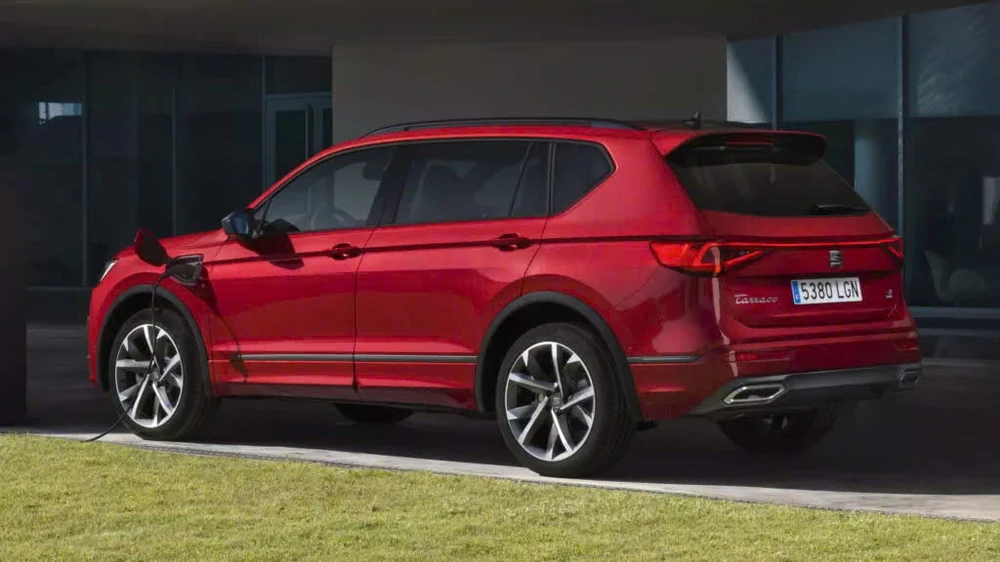 Thương hiệu Audi cắt giảm 7.500 việc làm, rút khỏi cuộc đua xe điện thuần túy.jpg