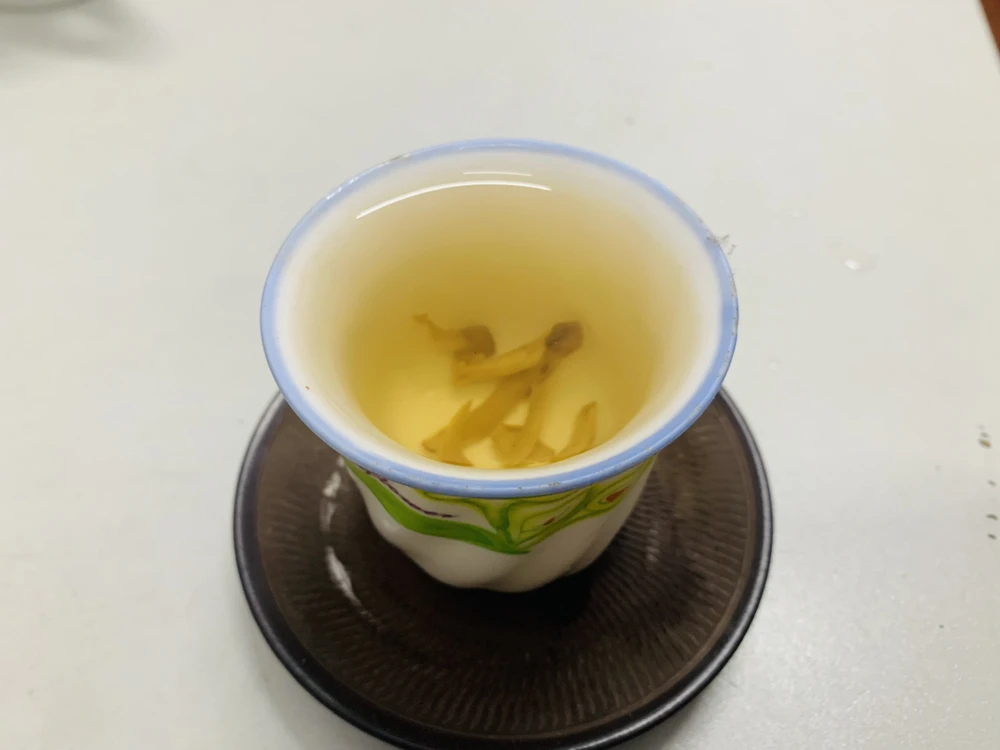 4 bí quyết giải độc cơ thể và tăng cường năng lượng sau tiệc tùng.jpg