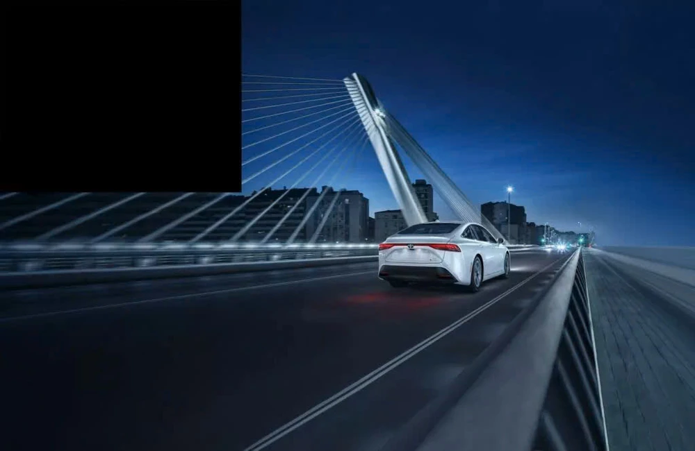 Toyota khai tử Mirai Limited 2025, tăng giá bản XLE.jpg