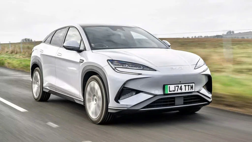 Lo ngại gián điệp, Anh hạn chế xe điện Trung Quốc gần căn cứ quân sự.jpg