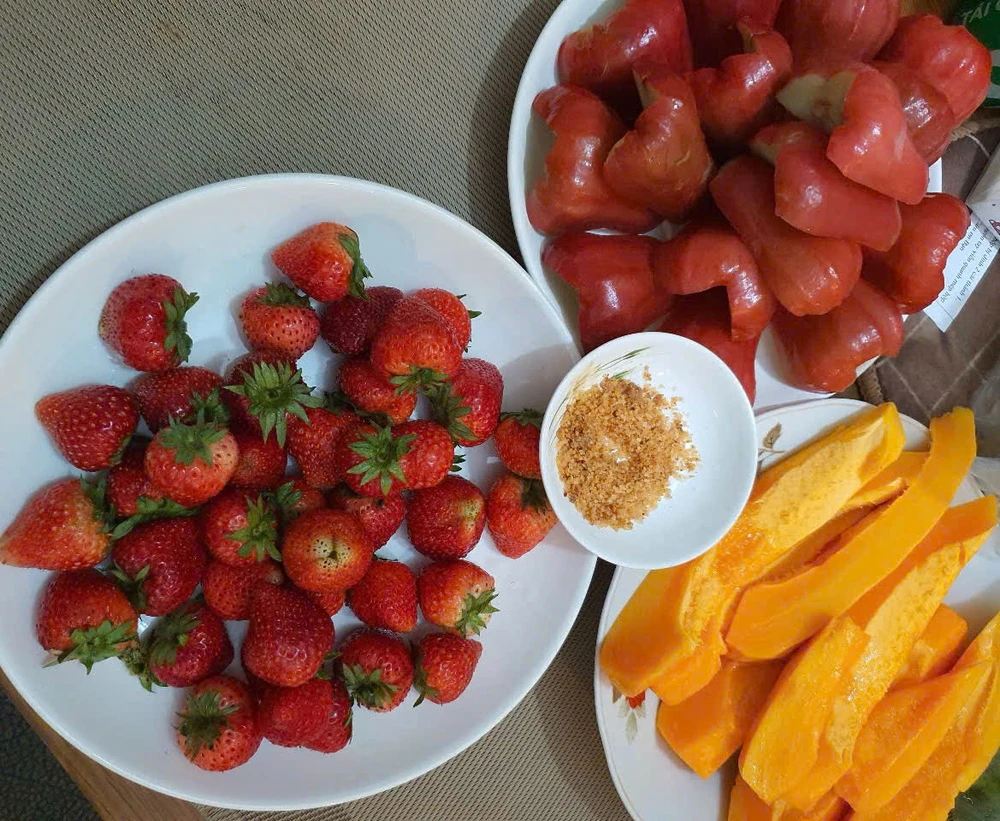 Bạn có nên ăn trái cây vào bữa sáng không?.jpg