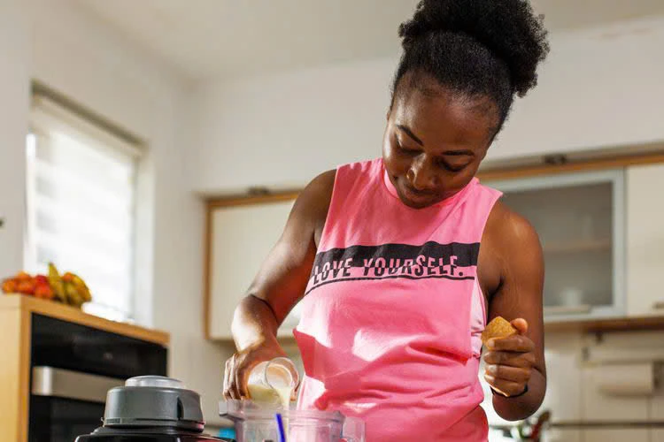 Bạn nên ăn trước hay sau khi tập luyện để tối ưu hiệu suất và phục hồi.jpg