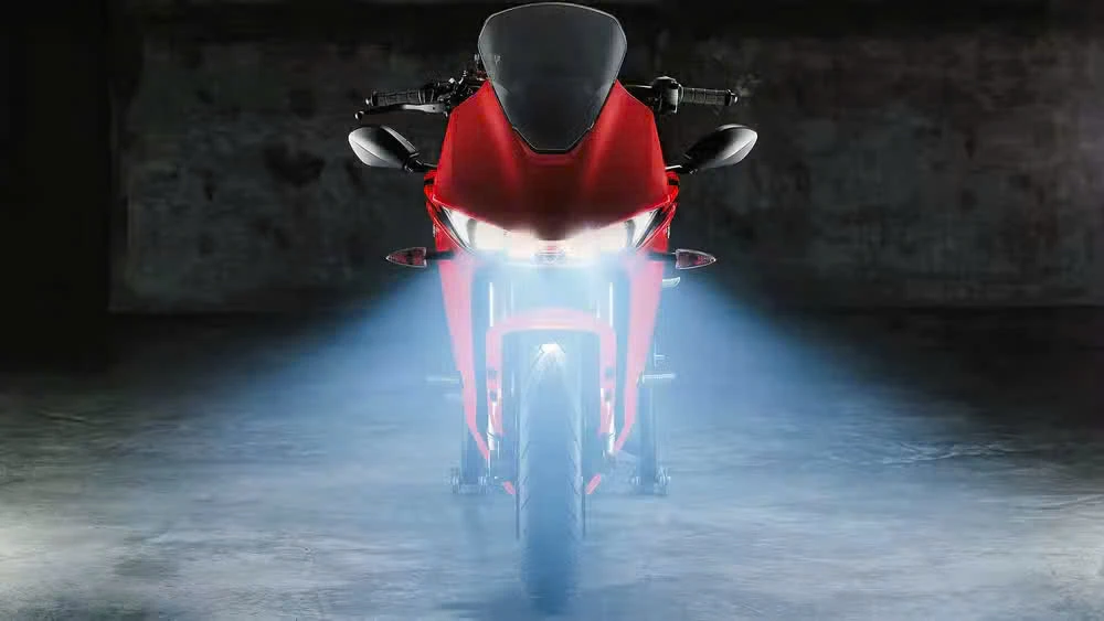 Top mẫu xe máy điện sở hữu phạm vi hoạt động xa nhất.jpg