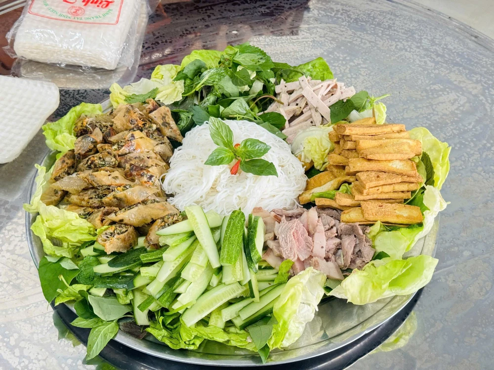 Bảo vệ sức khỏe mùa mưa với 7 mẹo vàng ngăn ngừa virus.jpg