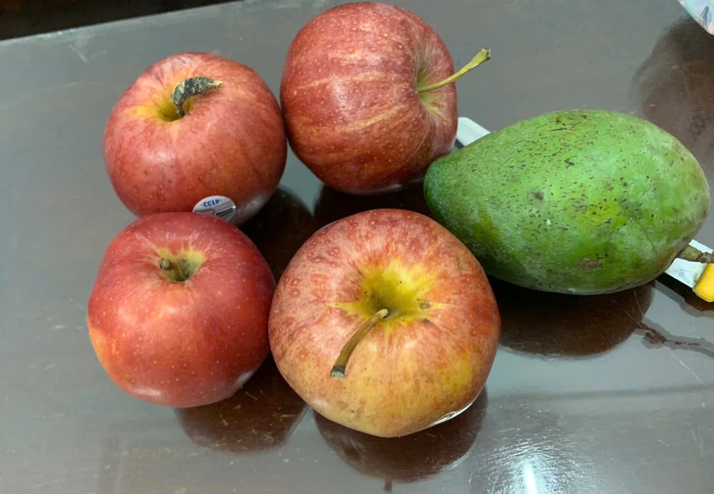 Top loại thực phẩm tốt nhất và tệ nhất cho răng luôn chắc khỏe.jpg