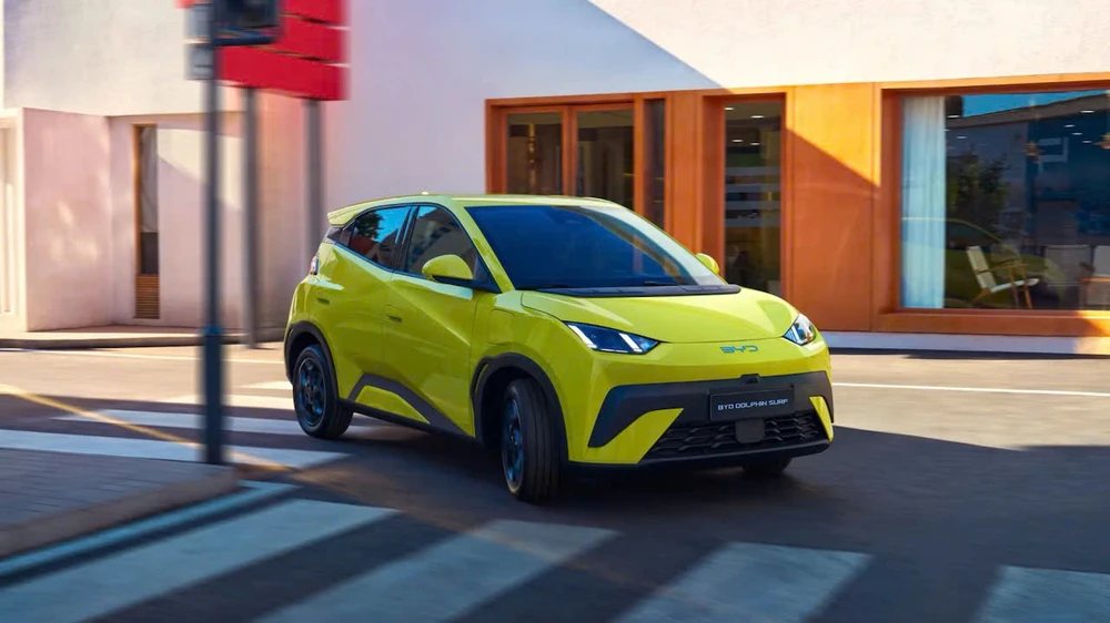 Trung Quốc bất ngờ sản xuất xe điện pin bán rắn giá 'rẻ như cho'.jpg