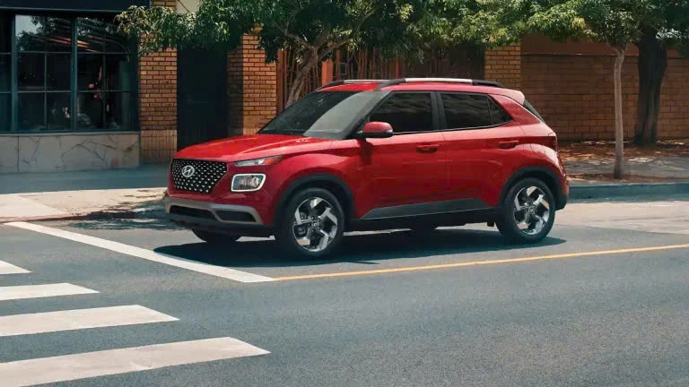 Top 5 mẫu SUV giá rẻ đáng mua nhất năm 2025.jpg