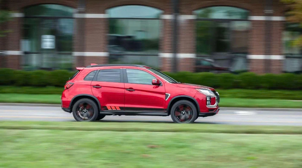 Top xe ô tô mới có giá bằng một chiếc xe cũ thông thường.jpg