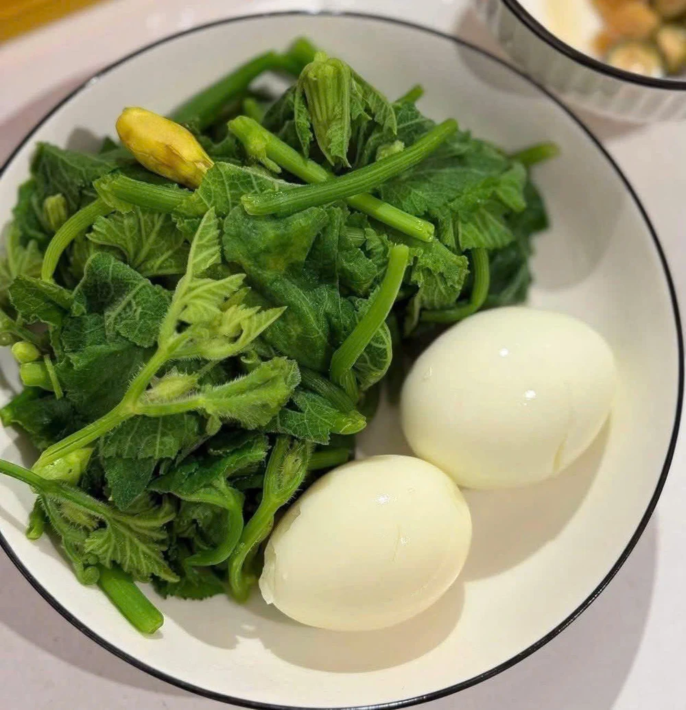 7 thực phẩm giàu protein bồi bổ cơ bắp săn chắc cho người lớn tuổi trên 50.jpg