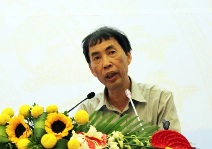 'Đại gia cũng chỉ ăn nổi hai con gà' ảnh 1