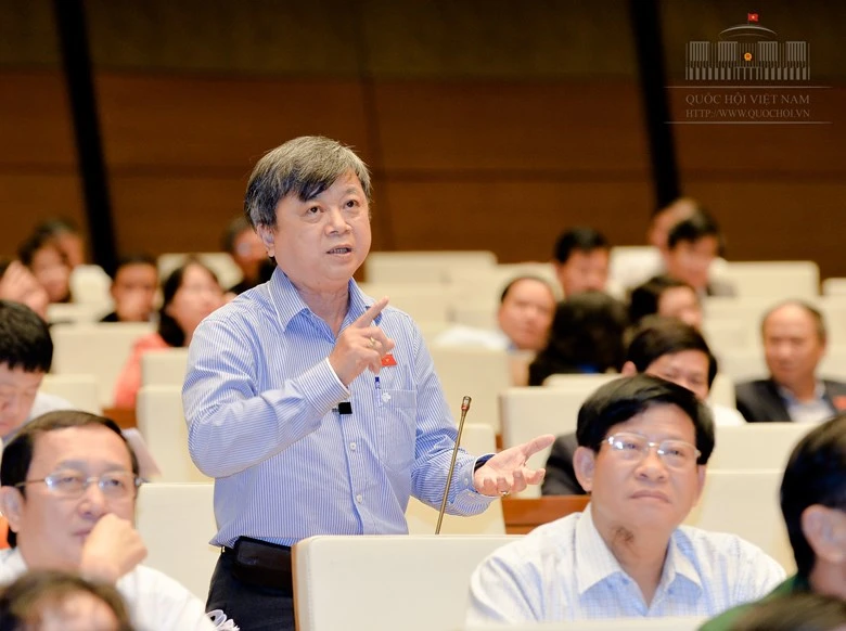 Bộ trưởng có đủ dũng khí từ chối không? ảnh 1