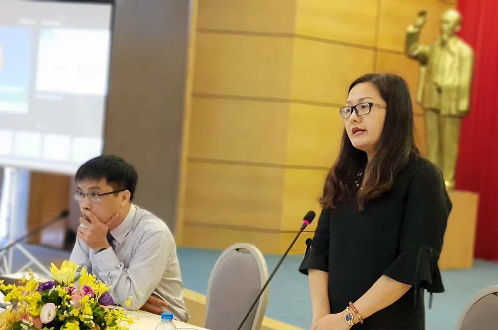 Bộ trưởng Phùng Xuân Nhạ cảm ơn nhà báo, chuyên gia ảnh 1