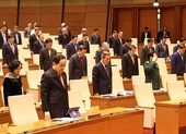 Quốc hội mặc niệm đồng bào, chiến sĩ tử nạn do lũ