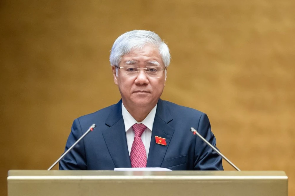 Chủ tịch Ủy ban Trung ương MTTQ Việt Nam Đỗ Văn Chiến trình bày báo cáo ý kiến, kiến nghị của cử tri và Nhân dân trước Quốc hội. Ảnh: QH
