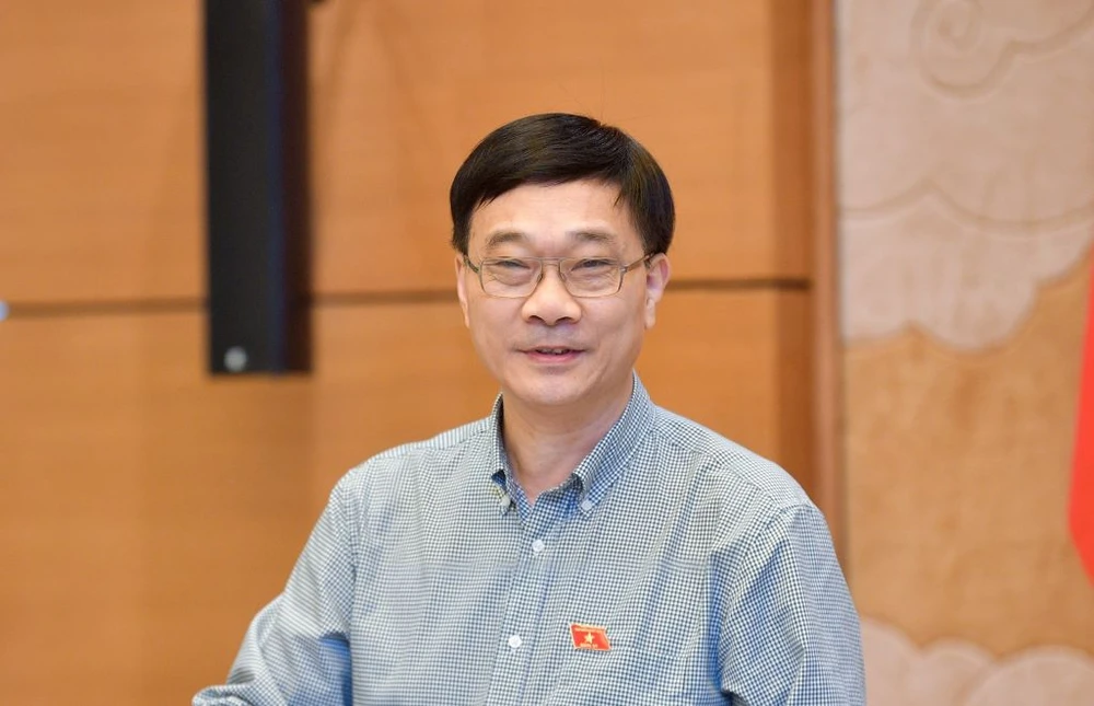 Chủ nhiệm Ủy ban Kinh tế Vũ Hồng Thanh cho hay: trong quá trình giám sát, tùy thực tế và các điều kiện cho phép, đoàn giám sát có thể điều chỉnh kế hoạch và yêu cầu các đối tượng chịu sự giám sát báo cáo các vấn đề ngoài đề cương, kế hoạch. Ảnh: QH