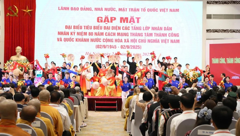 chu-tich-nuoc-luong-cuong-van-nghe.jpg